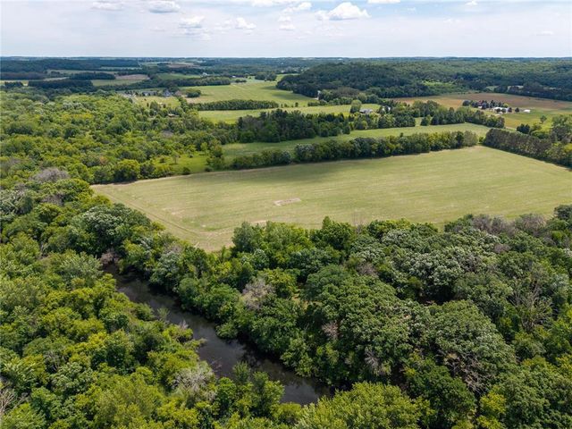 1130 River Drive, River Falls, WI 54022