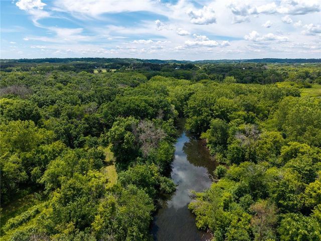 1130 River Drive, River Falls, WI 54022