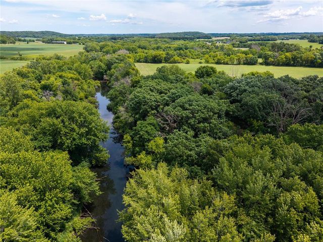 1130 River Drive, River Falls, WI 54022