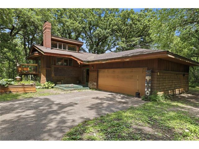 1130 River Drive, River Falls, WI 54022
