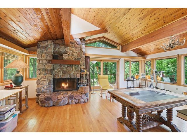 1130 River Drive, River Falls, WI 54022