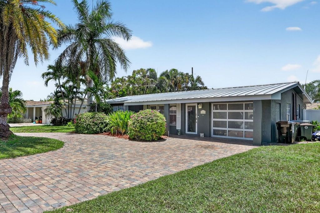 1960 NE 31st Street, Lighthouse Point, FL 33064