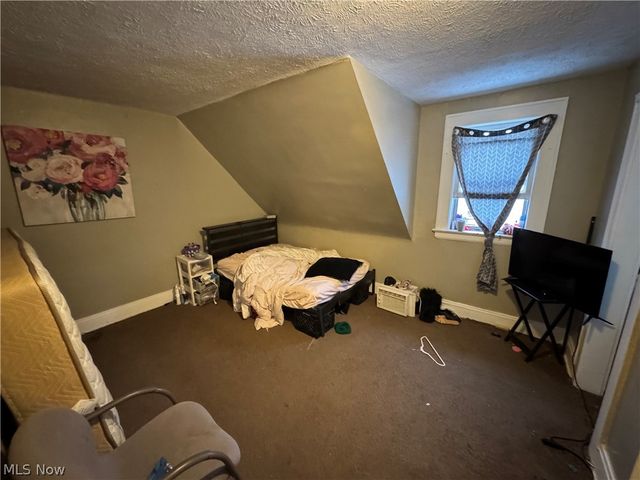 974 E 144th Street, Cleveland, OH 44110