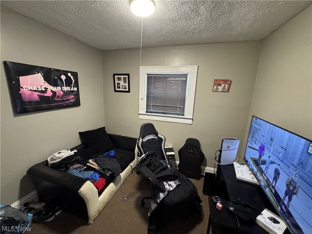 974 E 144th Street, Cleveland, OH 44110