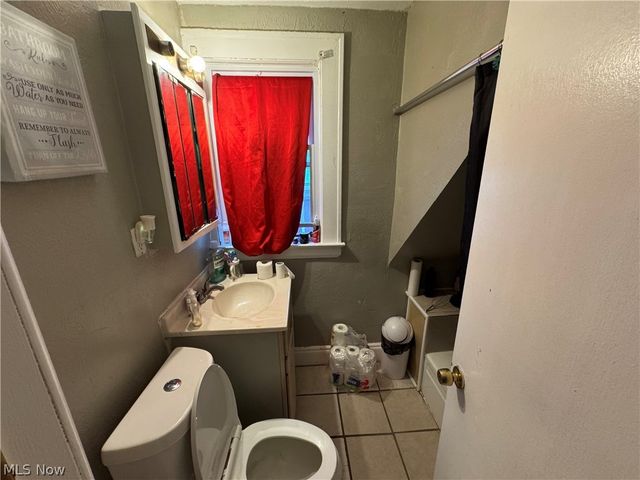 974 E 144th Street, Cleveland, OH 44110