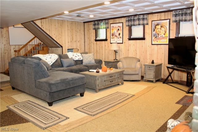 111 Albert Street, Newton Falls, OH 44444