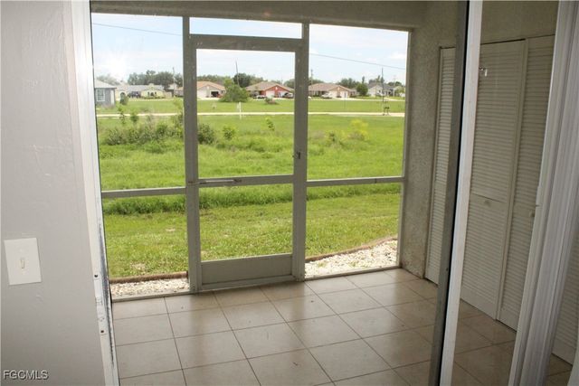 703 SE 8th TER, Cape Coral, FL 33990