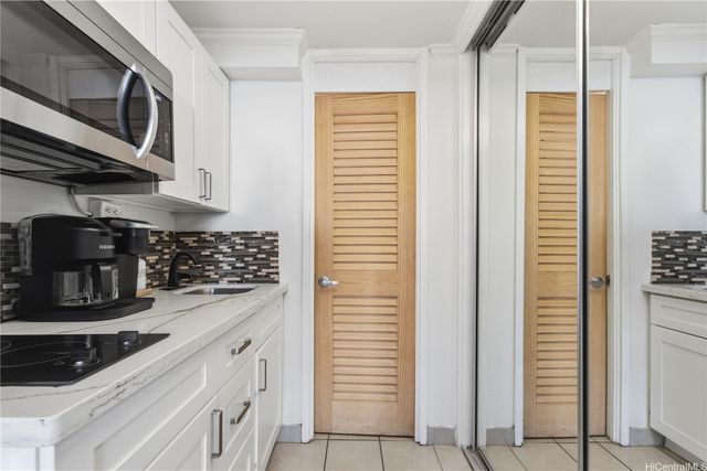 2425 Kuhio Avenue 506, Honolulu, HI 96815