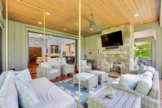 133 Big Creek Trail, Six Mile, SC 29682