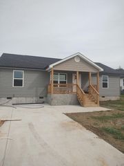 172 Galloway Airport Road, Dunlap, TN 37327