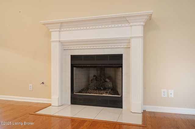 4406 Jacob Glenn Way, Louisville, KY 40241