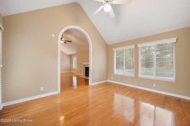 4406 Jacob Glenn Way, Louisville, KY 40241