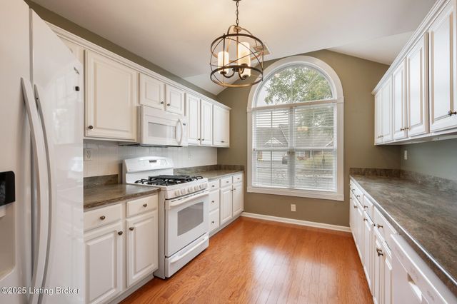 4406 Jacob Glenn Way, Louisville, KY 40241