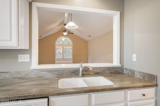 4406 Jacob Glenn Way, Louisville, KY 40241