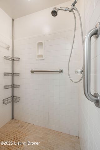 4406 Jacob Glenn Way, Louisville, KY 40241