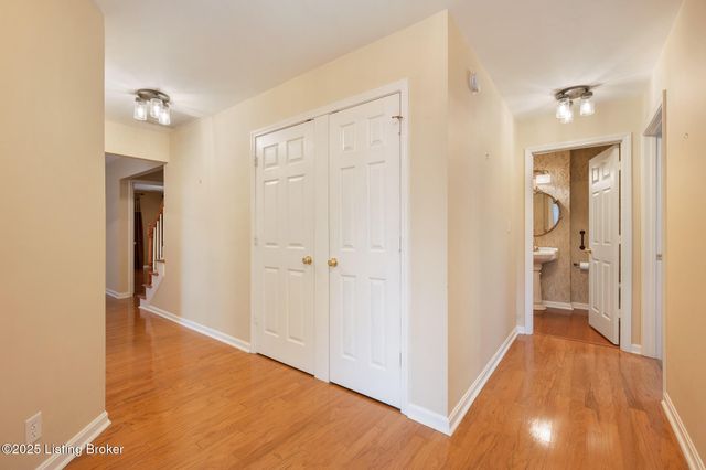 4406 Jacob Glenn Way, Louisville, KY 40241