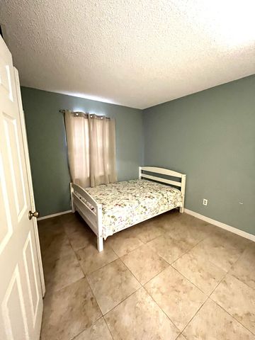 2397 SE West Blackwell Drive, Port St. Lucie, Port St Lucie, FL 34952