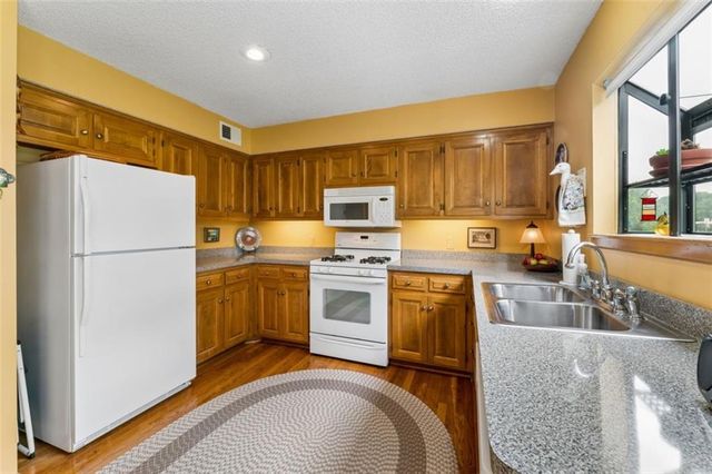 5124 W 62nd Street, Mission, KS 66205