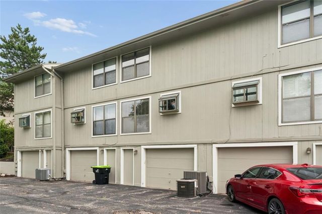 5124 W 62nd Street, Mission, KS 66205