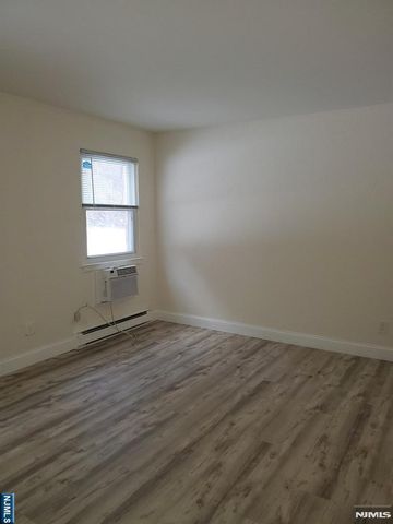 100 Pierson Miller C52, Pompton Lakes, NJ 07442