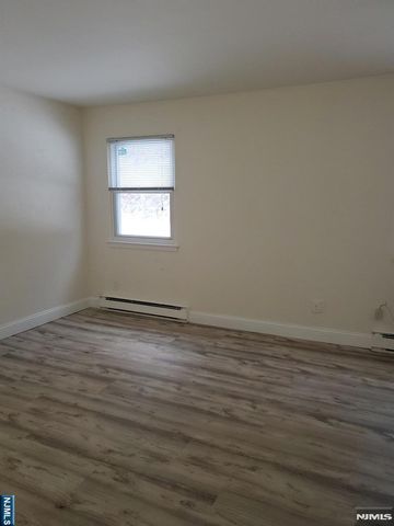 100 Pierson Miller C52, Pompton Lakes, NJ 07442
