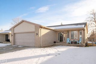 13850 Hartill Drive, Warren, MI 48089