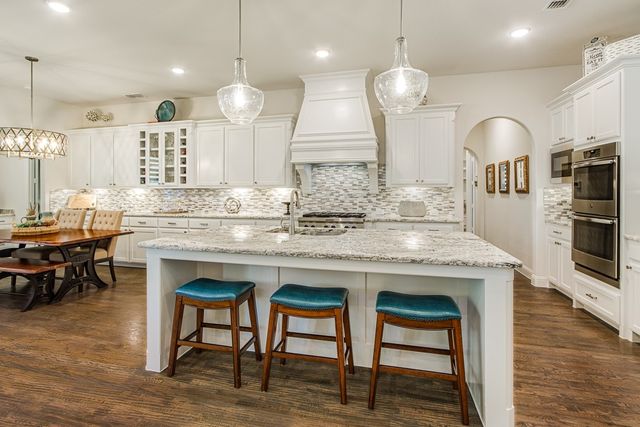 1720 Milford Drive, Flower Mound, TX 75028