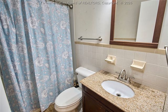841 Daverton Road, Charleston, WV 25303