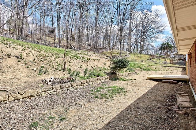 841 Daverton Road, Charleston, WV 25303