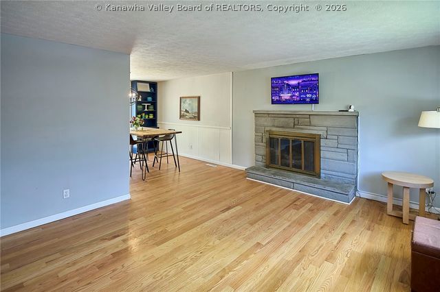 841 Daverton Road, Charleston, WV 25303