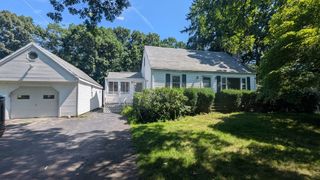 3 Wayne Drive, Foxboro, MA 02035