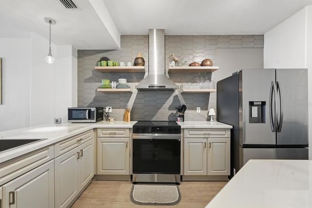 80 SURFVIEW DRIVE 511, Palm Coast, FL 32137