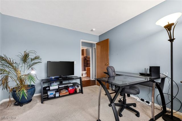 10373 Glenway Drive 202, Twinsburg, OH 44087