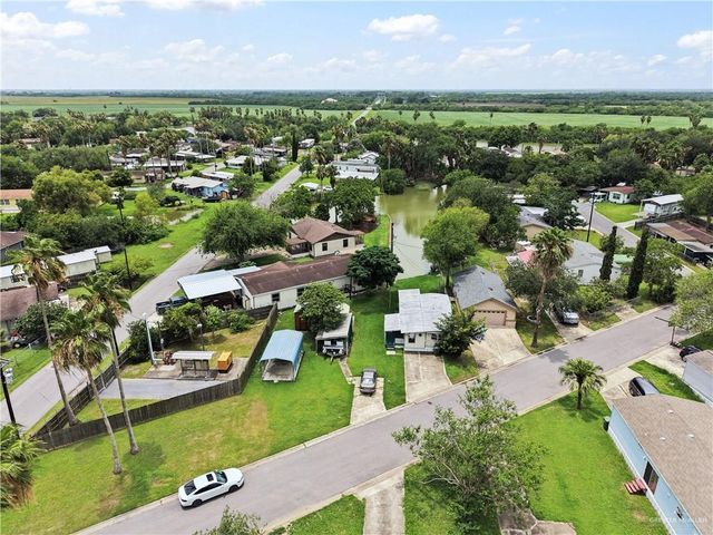 9 Indian Lake Drive, Los Fresnos, TX 78566