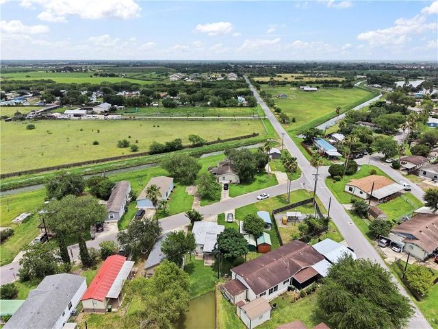 9 Indian Lake Drive, Los Fresnos, TX 78566