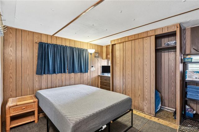 9 Indian Lake Drive, Los Fresnos, TX 78566