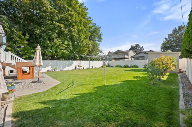 3808 E 26th Ave, Spokane, WA 99223