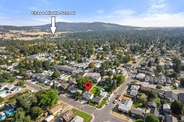 3808 E 26th Ave, Spokane, WA 99223