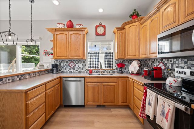 3808 E 26th Ave, Spokane, WA 99223