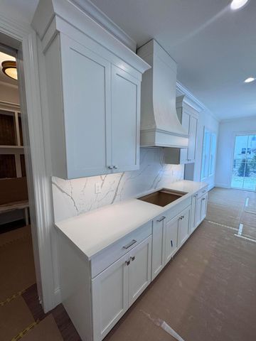 3299 Briarwood Lane, Lewis Center, OH 43035