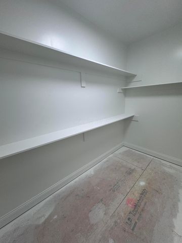 3299 Briarwood Lane, Lewis Center, OH 43035