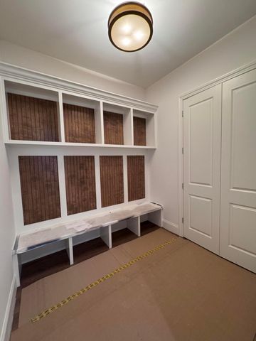 3299 Briarwood Lane, Lewis Center, OH 43035