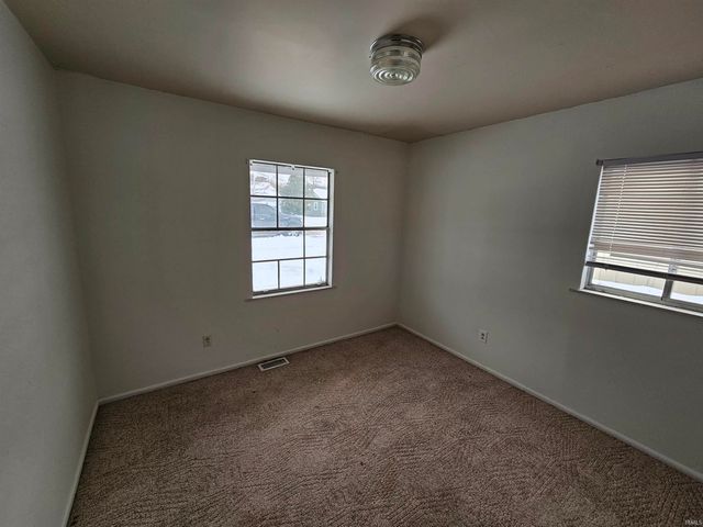 8 N 21st Street, Vincennes, IN 47591