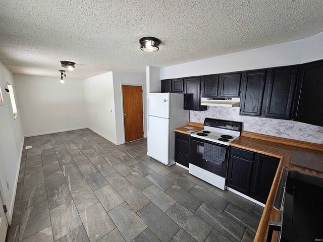 8 N 21st Street, Vincennes, IN 47591