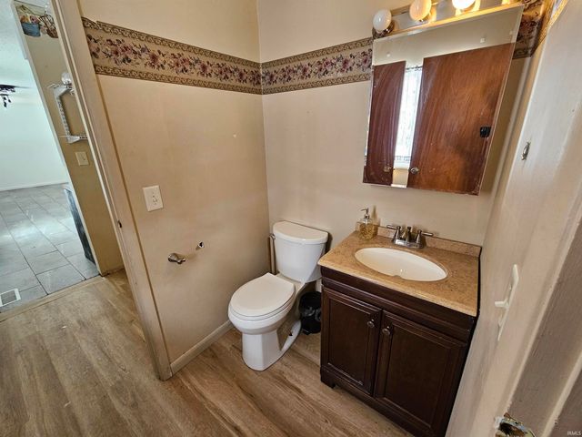 8 N 21st Street, Vincennes, IN 47591