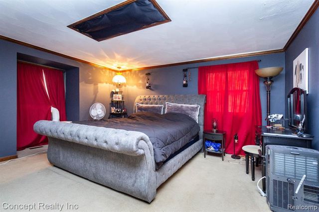 21467 Jewell Court, Grosse Ile, MI 48138