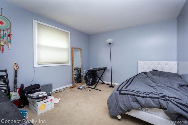 21467 Jewell Court, Grosse Ile, MI 48138