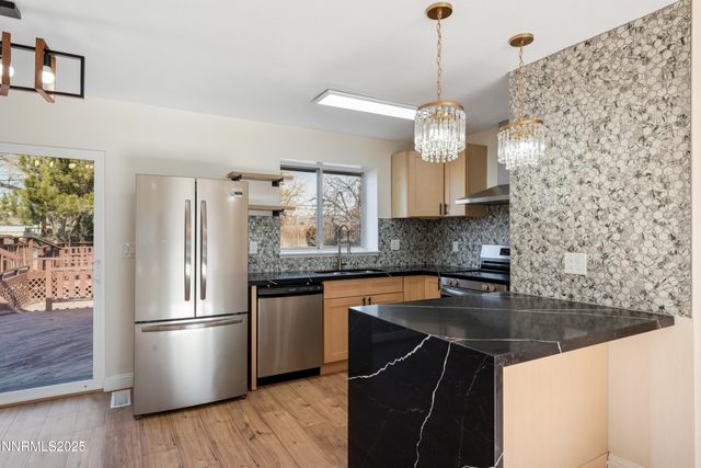 60 Rosetta Stone Court, Sparks, NV 89441