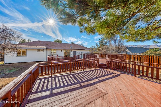 60 Rosetta Stone Court, Sparks, NV 89441