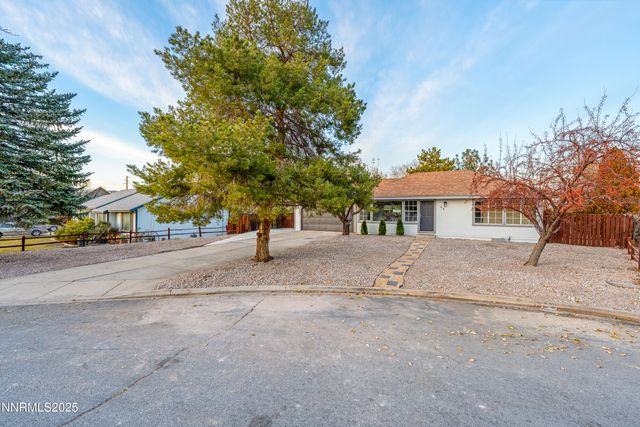 60 Rosetta Stone Court, Sparks, NV 89441